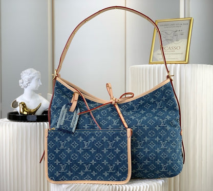 Louis Vuitton LV Carryall Bag M46855
