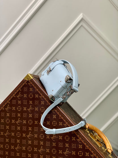 Louis Vuitton LV Trunk Bag M25067