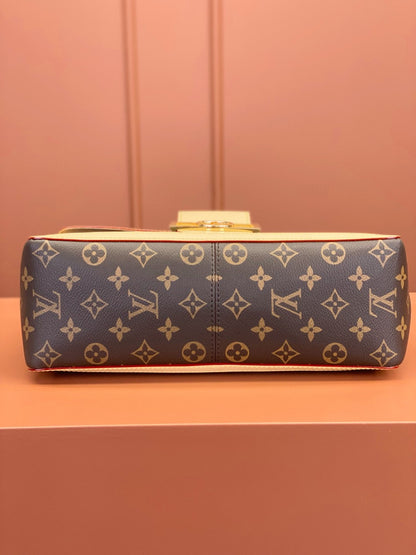 Louis Vuitton LV Dauphine Soft Bag M47149
