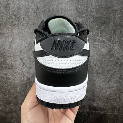 Nike SB Dunk Low Casual Shoes